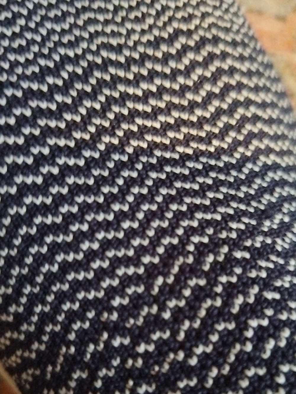EUC Rothy's Gradient Navy and White Knit Slip-On Sneakers Red Stripe Detail - 10 - Picture 7 of 8
